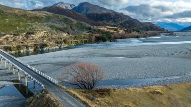 Waimakariri nehri Hawdon Vadisi 'nden akıyor.