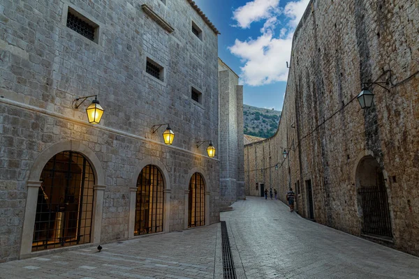 Calle Estrecha Vacía Antigua Ciudad Dubrovnik Patrimonio Humanidad Por Unesco — Foto de Stock