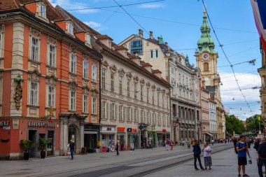 03.07.2024. Graz şehri. Avusturya - Avusturya 'daki tarihi eski merkez (Altstadt) Dünya Mirası Alanlarından biri. Avrupa 'nın Kültür başkenti. Ünlü turistik mekan, turistik mekan