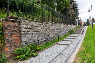 Ortaçağ tarihi kasabası Jaroslaw, Polonya. Eski şehrin caddesi. Turizm arazisi