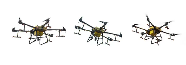 Beyaz Arka Planda Izole Edilmiş Çiftçilere Püskürtülen Dronlar — Stok fotoğraf
