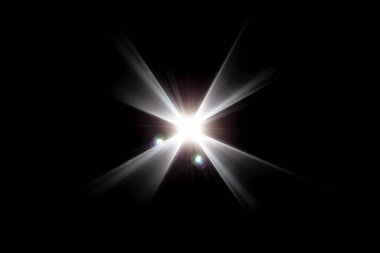 Siyah arkaplandan izole edilmiş güzel radyal ışınlar.