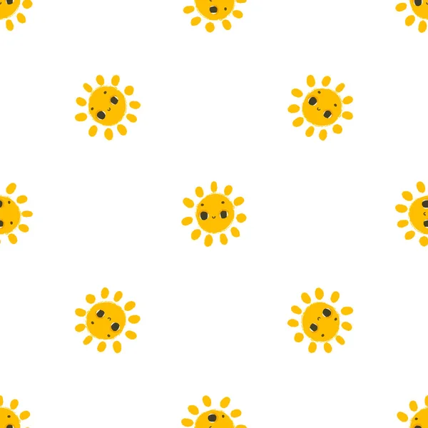 面白い黄色の太陽とシンプルなシームレスなパターン 白い背景に太陽とかわいい幼稚な芸術 ベビーデザインとプリント ファブリックデザイン 壁アート 包装紙 — ストック写真