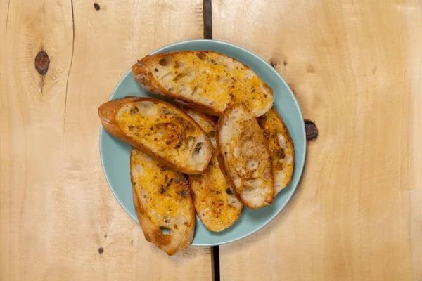 Geroosterd Brood Met Versnipperde Hete Pepers — Stockfoto