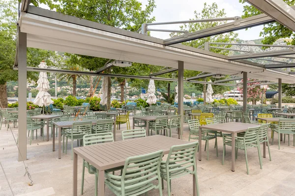 Empty Outdoor Hotel Restaurant Garden — Φωτογραφία Αρχείου