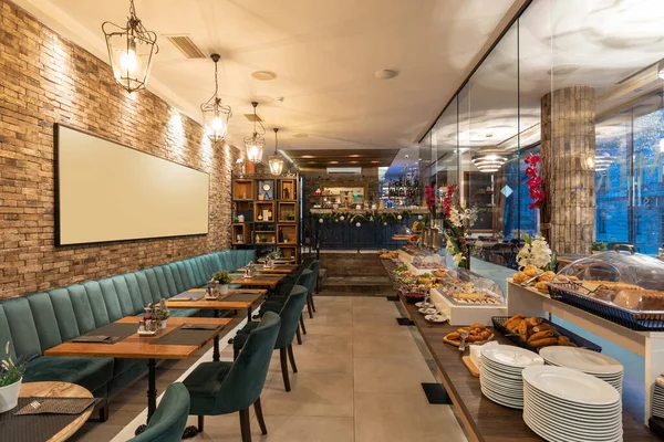 Restaurante Interior Com Mesa Buffet Comida — Fotografia de Stock