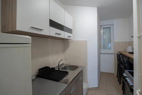 Wohnung Innenraum Kleine Küche Eingangsbereich — Stockfoto