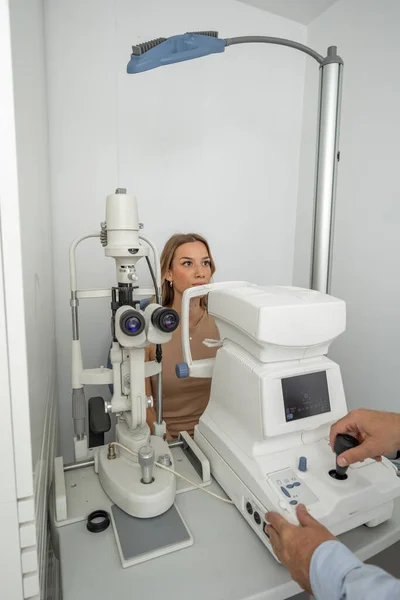 Examen Los Ojos Visión Examen Ocular Completo —  Fotos de Stock