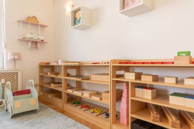 Montessori anaokulunun içi.