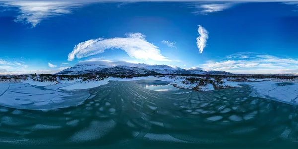 Sunset Time Frozen Lake Wonderful Nature Magnificent Mountains 360 Degree — kuvapankkivalokuva