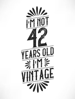 42 yıllık klasik doğum günü. 42. yaş günü klasik tişört tasarımı.