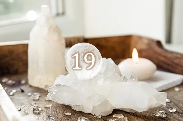 Numărul Nouăsprezece Sfera Piatră Prețioasă Sau Globul Cristal Cunoscut Sub Fotografie de stoc