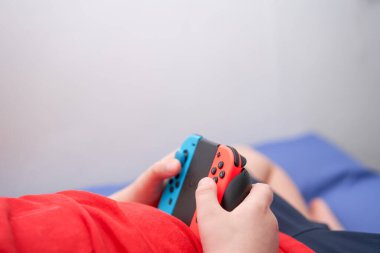 Bangkok, Tayland, 2 Kasım 2021-Nintendo joystickli konsol
