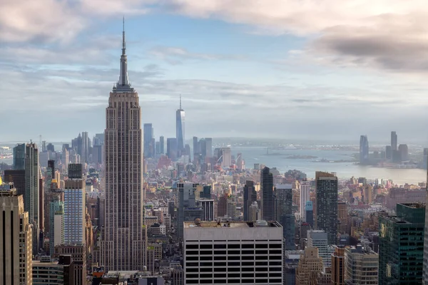 New York City Skyline Vid Solnedgången — Stockfoto
