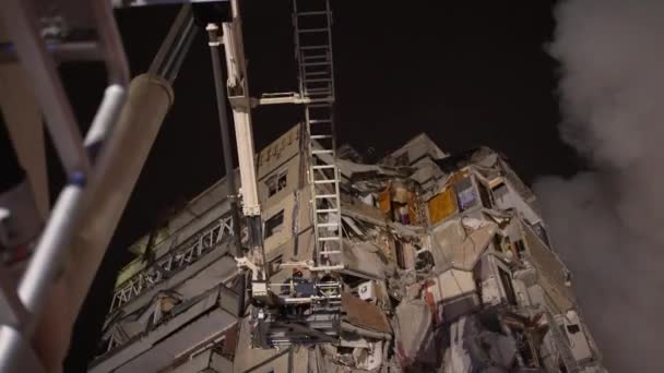 Поверховий Житловий Будинок Був Зруйнований Масовим Російським Ракетним Ударом Роботами — стокове відео