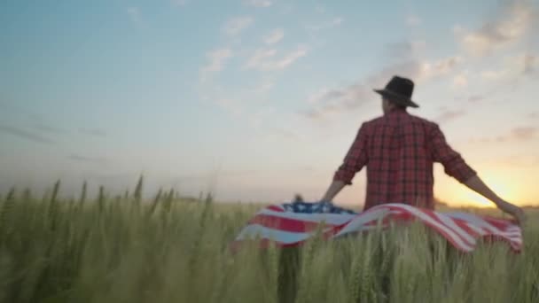 Man Walking American Flag July Independence Day Celebration Slow Motion — Video