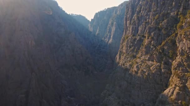 土耳其塔齐峡谷美丽 壮观的空中景观 电影史诗般的自然景观 土耳其安塔利亚的旅游和热点地区 灰狗峡谷 — 图库视频影像