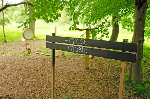 Wooden Sign Post Forest Music Musical Instruments Wentworth Woodhouse — Stock Photo, Image