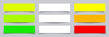 Gölge efektli gerçekçi kağıt pankartlar. Renkli kağıt başlıkları. Parlak etiketler. Gölgelik kenarları ya da çerçeveler. Vektör seti.