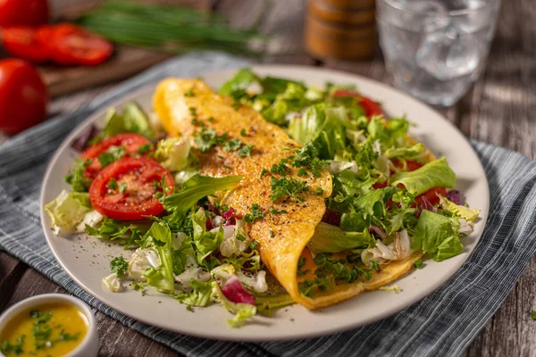 Delicious Eggs Omelette Salad Vegetable — Stock Photo, Image