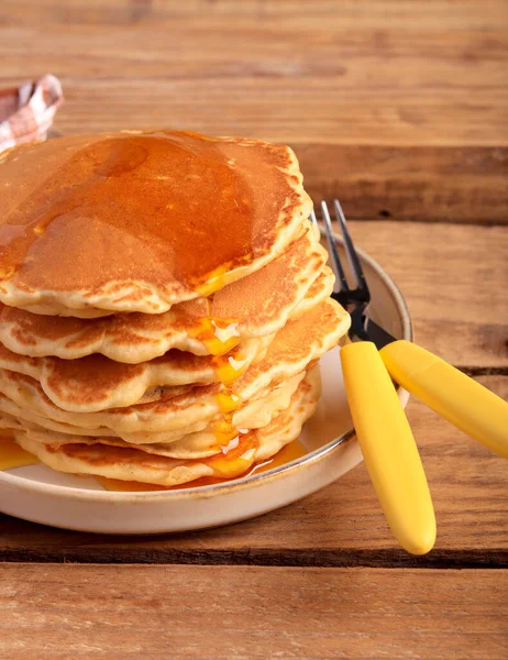 Pile Oat Pancakes Honey — Stock Fotó