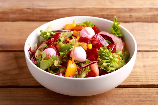 Bietenwortel Mozzarella Meng Salade — Stockfoto