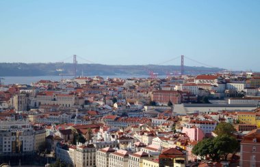 Lizbon, Portekiz. 24 Aralık 2022. Bakış açısı Lizbon 'un merkezindeki en üst nokta.