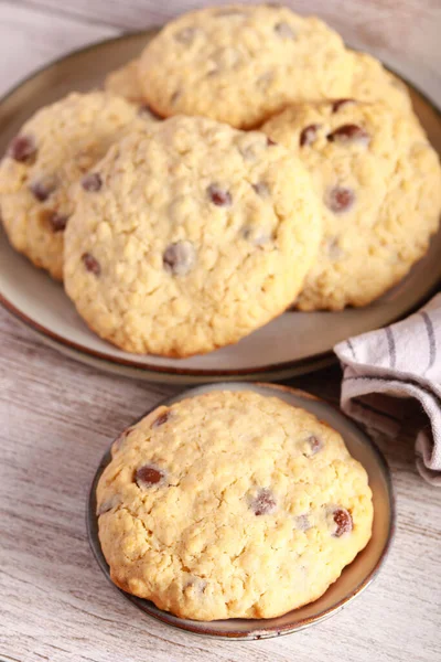 Chocolate Chip Oatmeal Cookies Plate — Stock Photo, Image