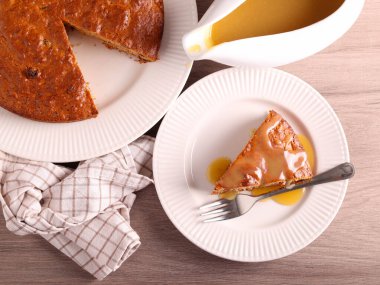 Karamelli pasta, şekerli puding.