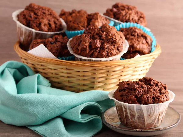 Muffins Chocolate Doble Caseros Servidos —  Fotos de Stock