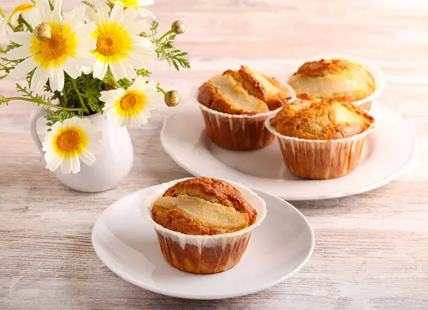 Homemade Healthy Whole Meal Pear Muffins — Stock Photo, Image