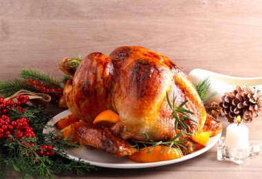 Baharatlı Noel hindisi.