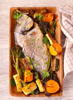 Sebzeli Dorada balığı.