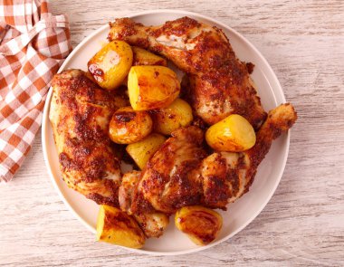 Ballı hardallı tavuk bacağı ve patates.