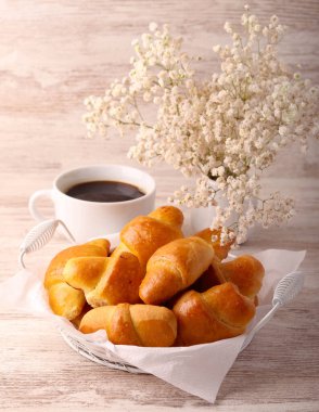 ev yapımı taze Hilal rulolar