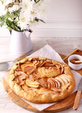 Bal elmalı ve armutlu kek.