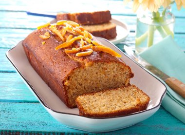 Marmalade and poppy seed sweet cake