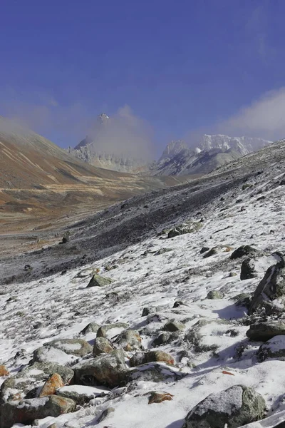 Alto Himalaia Vale Yumesodong Alpino Ponto Zero Cercado Por Montanhas — Fotografia de Stock
