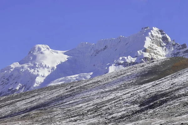 동쪽의 지점에서 눈덮인 히말라야산맥 인디아 — 스톡 사진