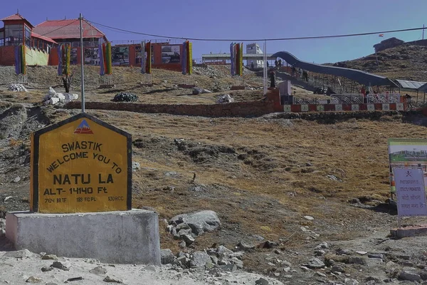 Fronteira Internacional Linha Controle Real Entre Índia China Nathu Pass Imagens De Bancos De Imagens