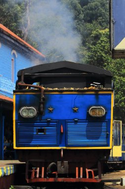 Unesco Dünya Mirası Nilgiri Dağı Tren İstasyonu Tamilnadu, Güney Hindistan 'daki Ooty Hill İstasyonu yakınlarındaki Coonoor Tren İstasyonu.