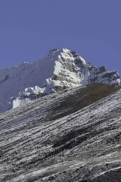 Bela Vista Pico Montanha Himalaya Coberto Neve Ponto Zero Vale — Fotografia de Stock