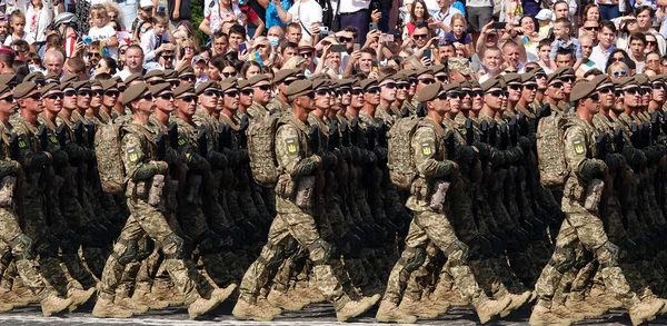 Kiev Oekraïne Augustus 2021 Kolommen Soldaten Van Strijdkrachten Van Oekraïne — Stockfoto