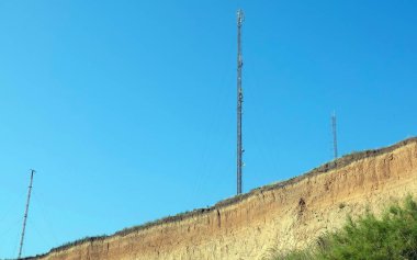 Odessa Ukrayna 19 Temmuz 2021: mobil ve radyo iletişimi için antenli uçurum