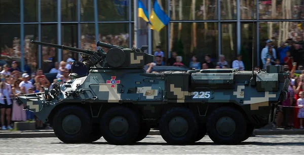 stock image Kyiv, Ukraine August 24, 2021: Armored personnel carrier BTR-3DA at the celebration of 30 years of independence of Ukraine