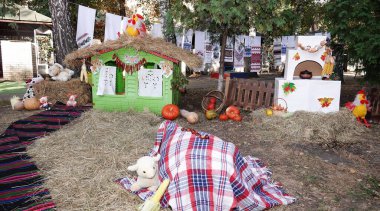 Panayır, Slav bayramında sebze ve meyve ticareti yapılıyor.