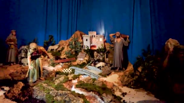 Viendo Las Figuras Natividad Iglesia Imágenes Alta Calidad — Vídeos de Stock