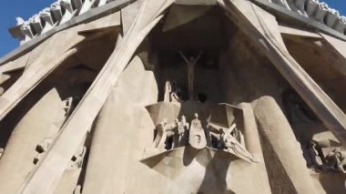 Basilica de la Sagrada Familia 'ya kadar. Yüksek kalite 4k görüntü