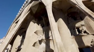 Basilica de la Sagrada Familia 'ya kadar. Yüksek kalite 4k görüntü