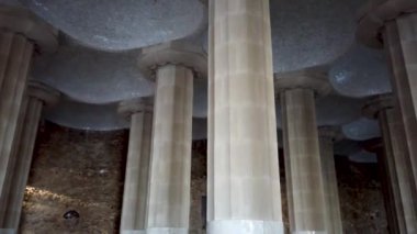 Barselona 'daki Park Guell sütunları. Yüksek kalite 4k görüntü